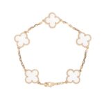 [Eternal Jewelry]CLOVER 5 MOTIF ROCK CRYSTAL PINK GOLD BRACELET