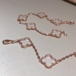 [Eternal Jewelry]CLOVER 5 MOTIF ROCK CRYSTAL PINK GOLD BRACELET - Image 9