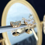 [Eternal Jewelry]SWEET BUTTERFLY MOP EARSTUDS - Image 3