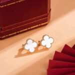 [Eternal Jewelry]CLOVER MEDIUM 1 MOTIFS  WHITE MOP STUD EARRINGS - Image 9