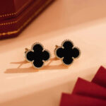 [Eternal Jewelry]CLOVER MEDIUM 1 MOTIFS  ONYX STUD EARRINGS - Image 6