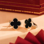 [Eternal Jewelry]CLOVER MEDIUM 1 MOTIFS  ONYX STUD EARRINGS - Image 10