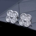 [Eternal Jewelry]CLOVER 1 MOTIFS DIAMOND STUD EARRINGS SILVER - Image 4