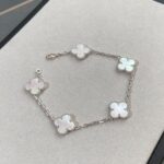 [Eternal Jewelry]CLOVER SILVER MOP 5 MOTIF BRACELET - Image 2