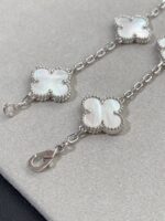 [Eternal Jewelry]CLOVER SILVER MOP 5 MOTIF BRACELET - Image 8