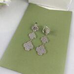 [Eternal Jewelry]CLOVER 3 MOTIF DIAMOND SILVER DROP EARRINGS - Image 4