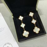 [Eternal Jewelry]CLOVER MOP 3 MOTIFS GOLD EARRINGS - Image 3