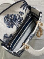 Dioriviera Lady D-Lite bag in medium size - Image 4