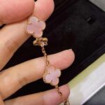[Eternal Jewelry]CLOVER 5 MOTIFS Pink  AGATE  BRACELET - Image 4