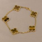[Eternal Jewelry]CLOVER  5 MOTIFS TIGER EYE BRACELET - Image 4