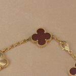 [Eternal Jewelry]CLOVER  5 MOTIFS CARNELIAN GOLD BRACELET - Image 4