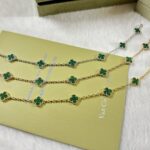 [Eternal Jewelry]CLOVER 6 MOTIF MALACHITE BRACELET - Image 3