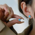 [Eternal Jewelry]CLOVER MINI 9.5MM ONYX STUD EARRINGS SILVER - Image 10