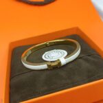 [Eternal Jewelry]CLASSIC HM CLIC WHITE 8MM ENAMEL BRACELET - Image 4