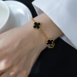 [Eternal Jewelry]CLOVER  5 MOTIFS BLACK ONYX BRACELET - Image 7