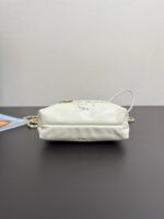2025 Spring and Summer Preview Series CHANEL 22 Mini Handbag - Image 5