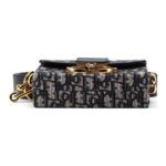 30 MONTAIGNE MICRO BAG - Image 6