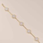 [Eternal Jewelry]CLOVER  5 MOTIF WHITE MOP BRACELET - Image 8