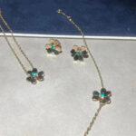 [Eternal Jewelry]FRIVOLE  FLOWER MALACHITE EARRINGS - Image 5
