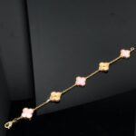 [Eternal Jewelry]CLOVER BRACELET 5 MOTIF PINK AND PINK GOLD - Image 3