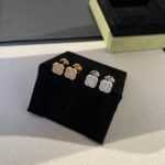 [Eternal Jewelry]CLOVER MINI DIAMOND STUD EARRINGS - Image 9